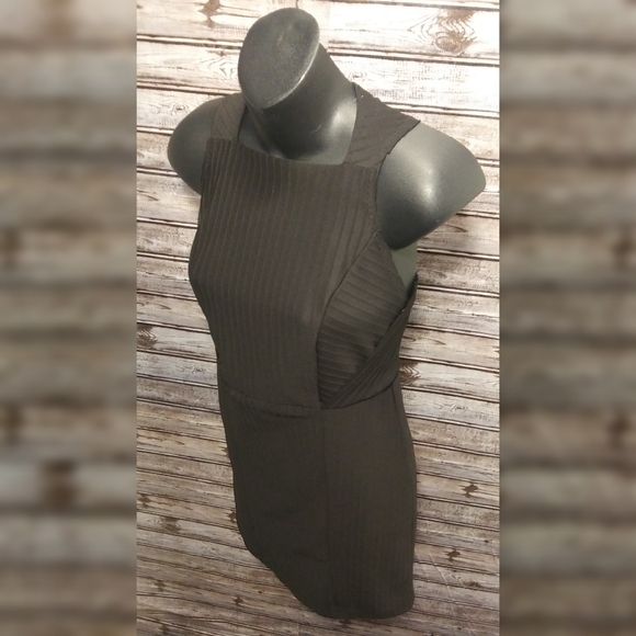 Ribbed Modern Shift Dress by Zara - Picture 3 of 12